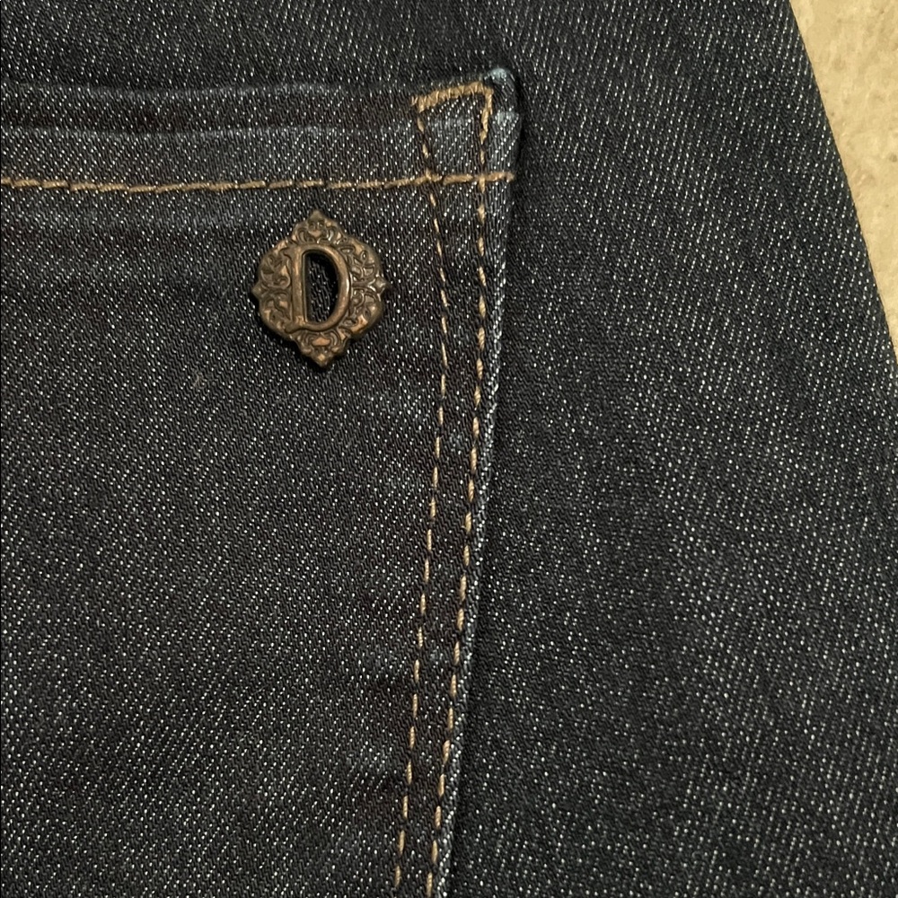 Democracy Dark Blue Women's Jeans NWOT Size 10